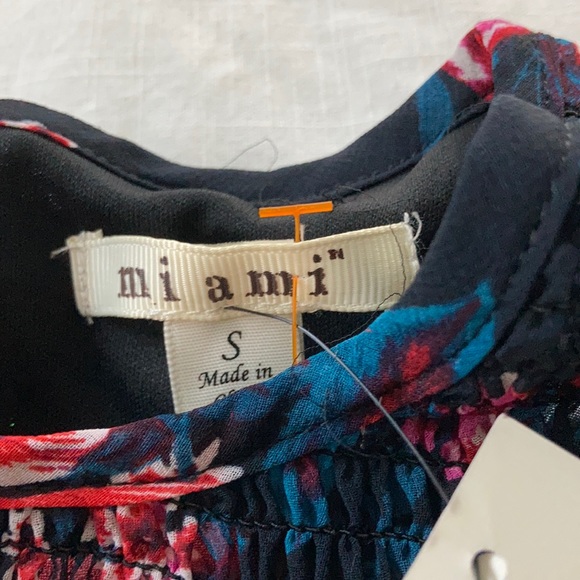 Francesca’s. Floral dress size small. NWT - Picture 5 of 7